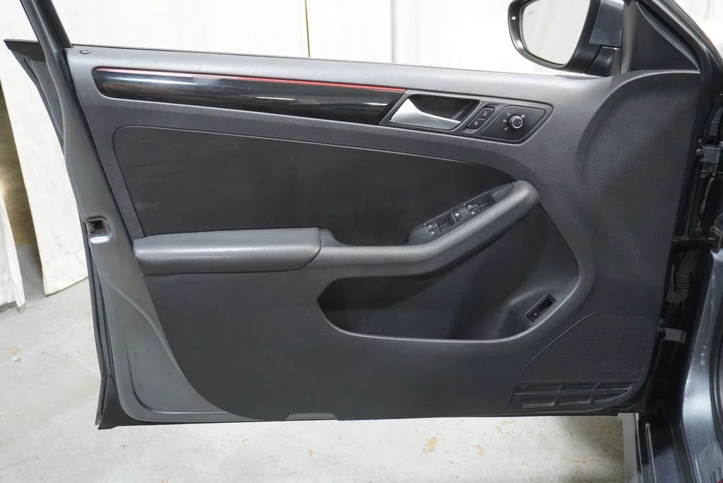 Used 2018 Gray Volkswagen GLI image 25
