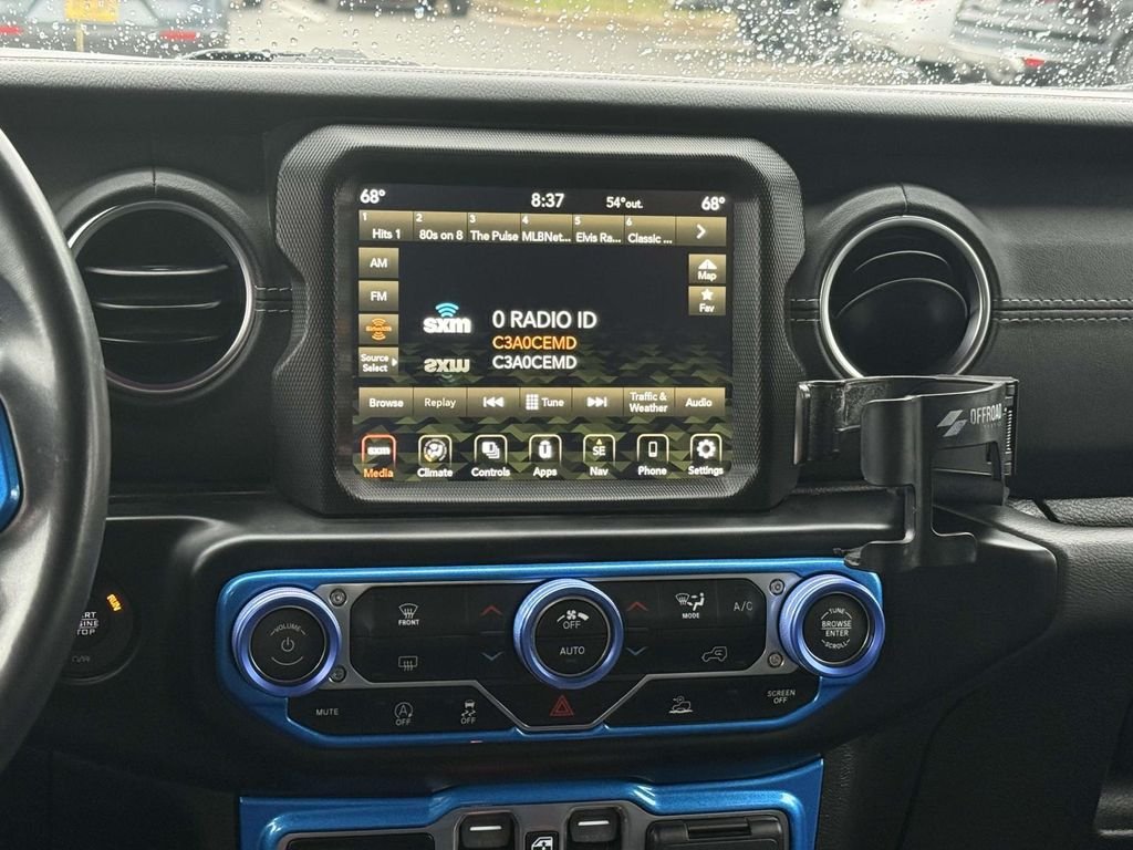 Used 2022 Blue Jeep Unlimited Sahara image 3