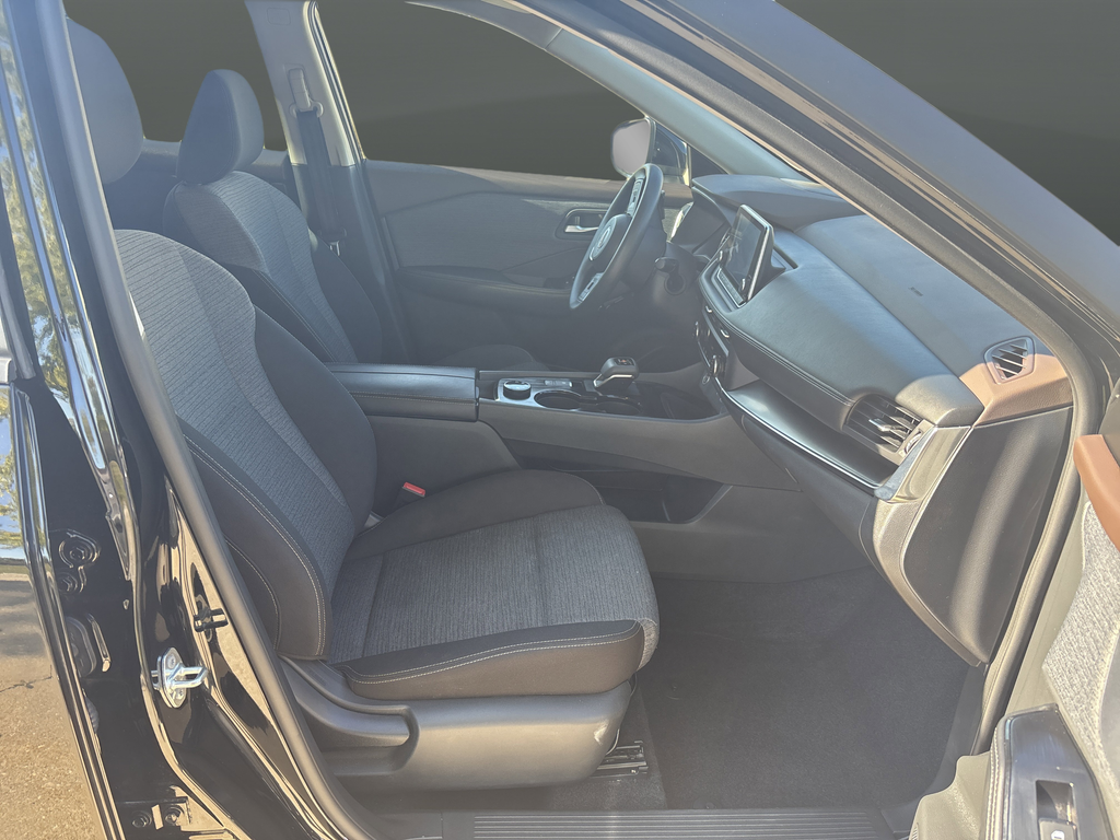 Used 2023 Super Black Nissan SV image 24