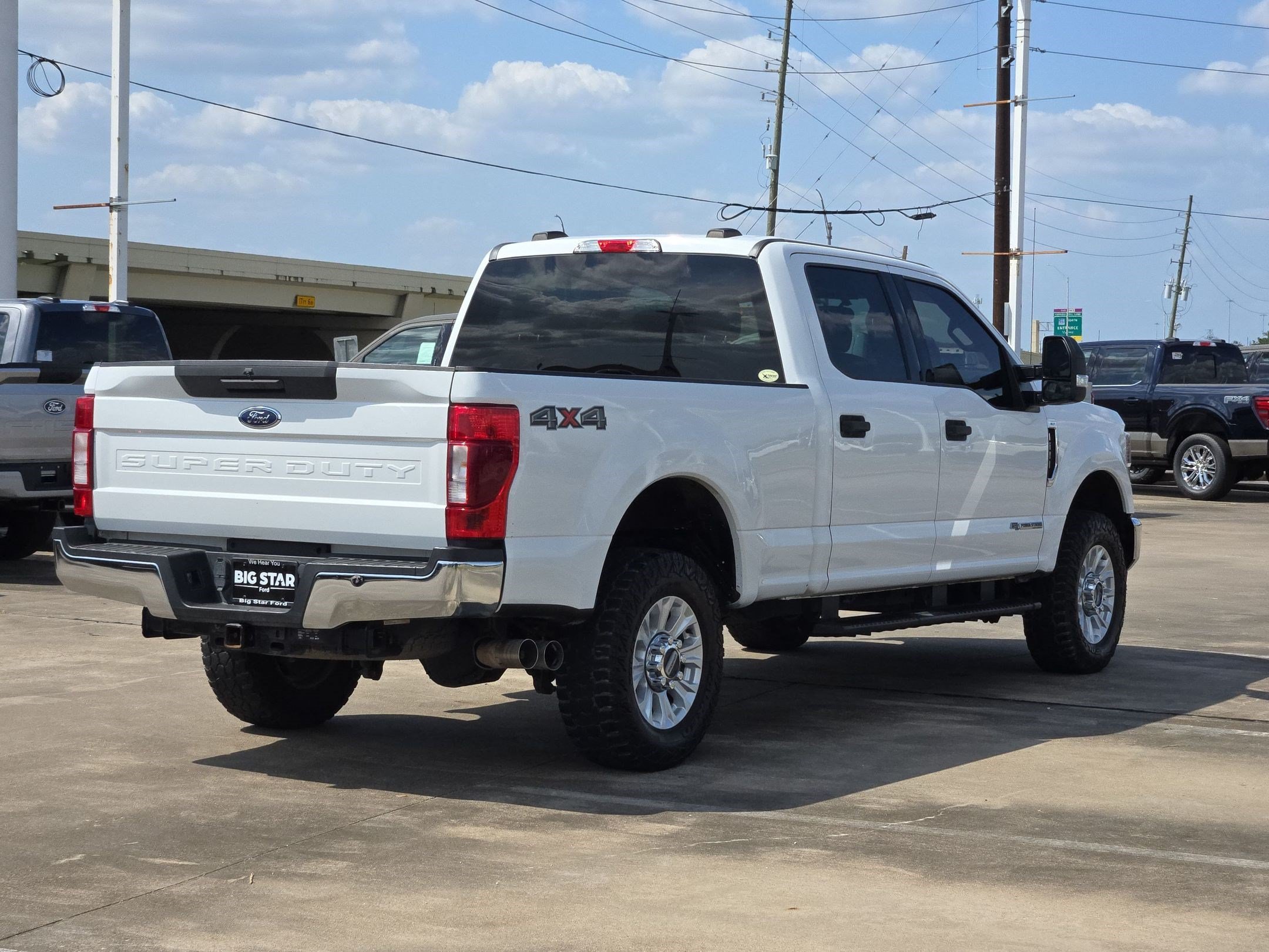 Used 2021 Blue Ford XLT image 3
