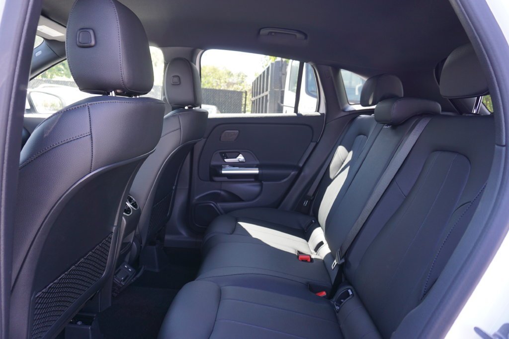 New 2026 Polar White Mercedes-Benz GLA 250 image 56