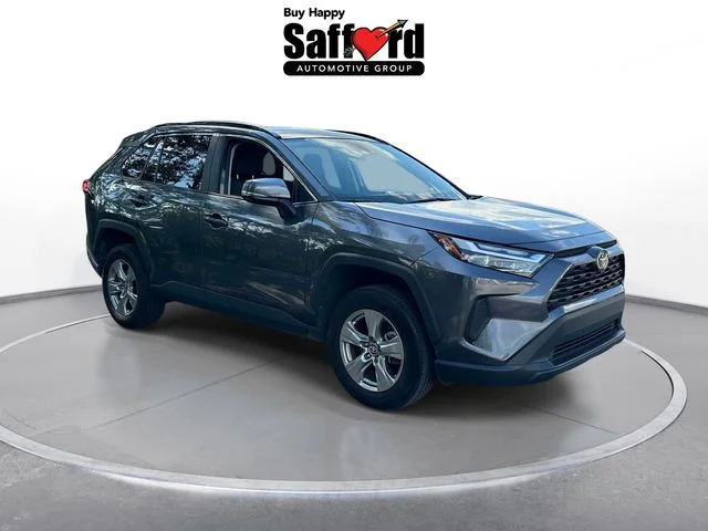 Used 2025 Gray Toyota XLE image 6
