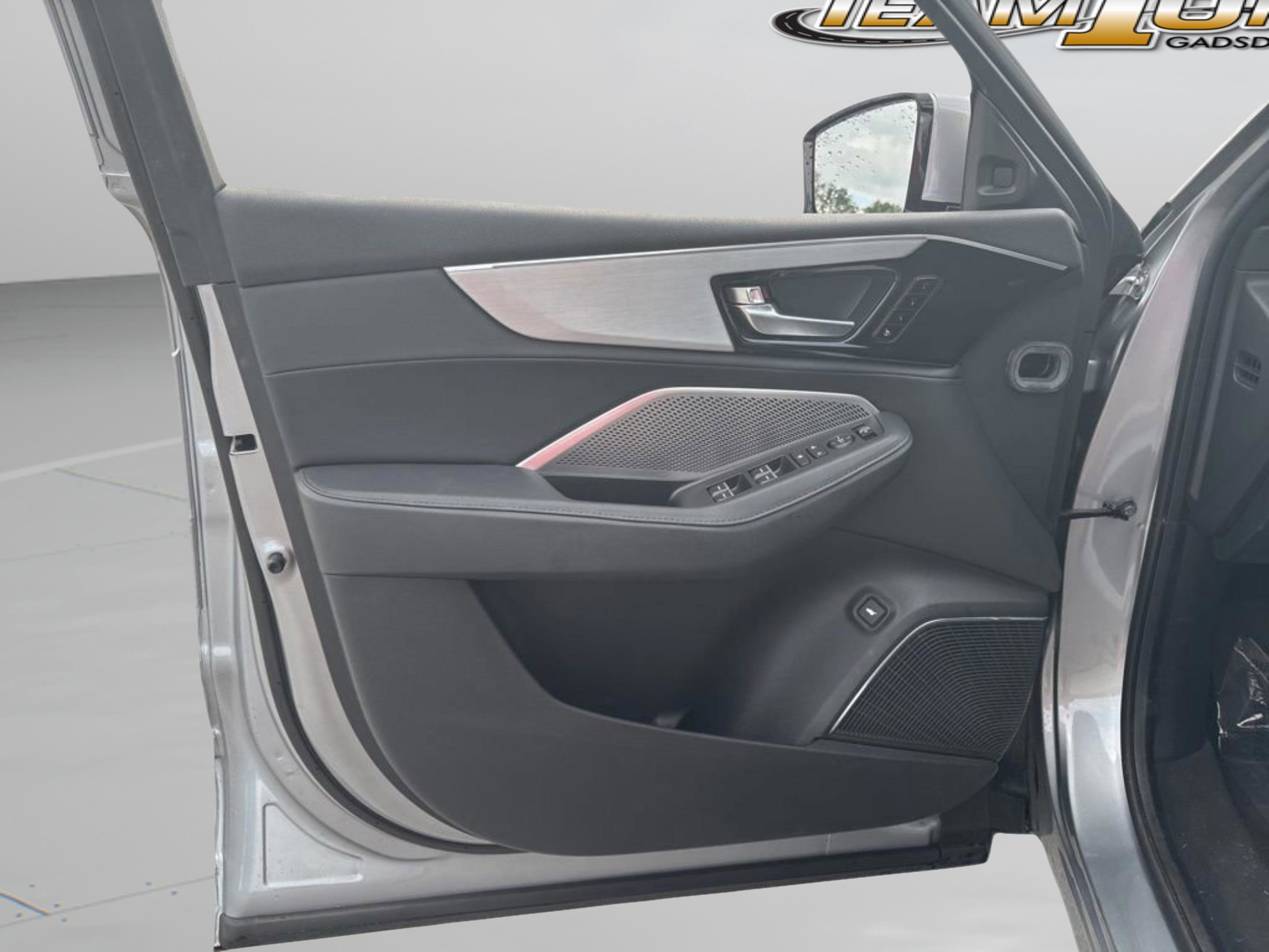 Used 2023 Silver Acura Standard image 30