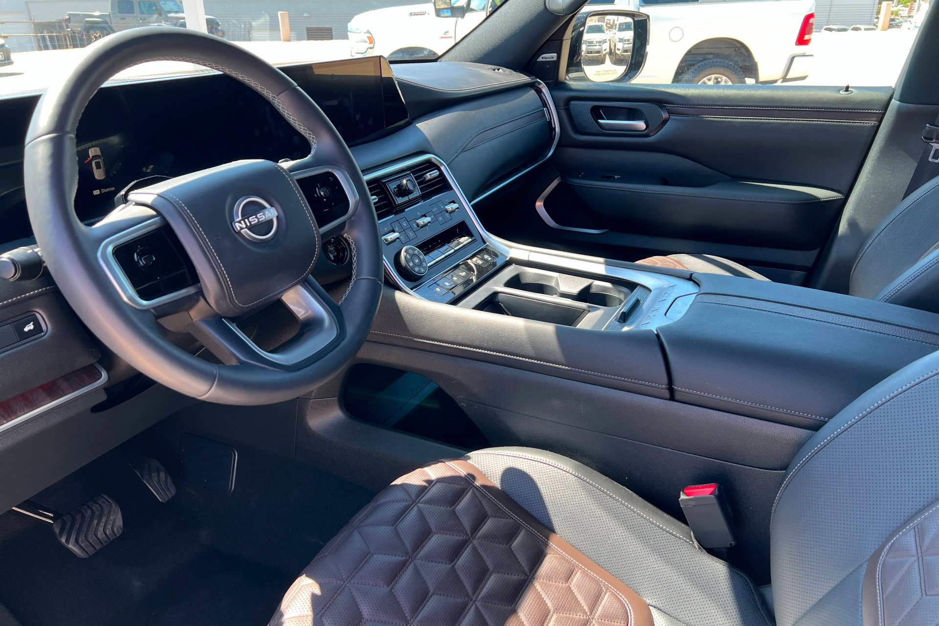 2025 Nissan Armada Platinum Reserve - Photo 16