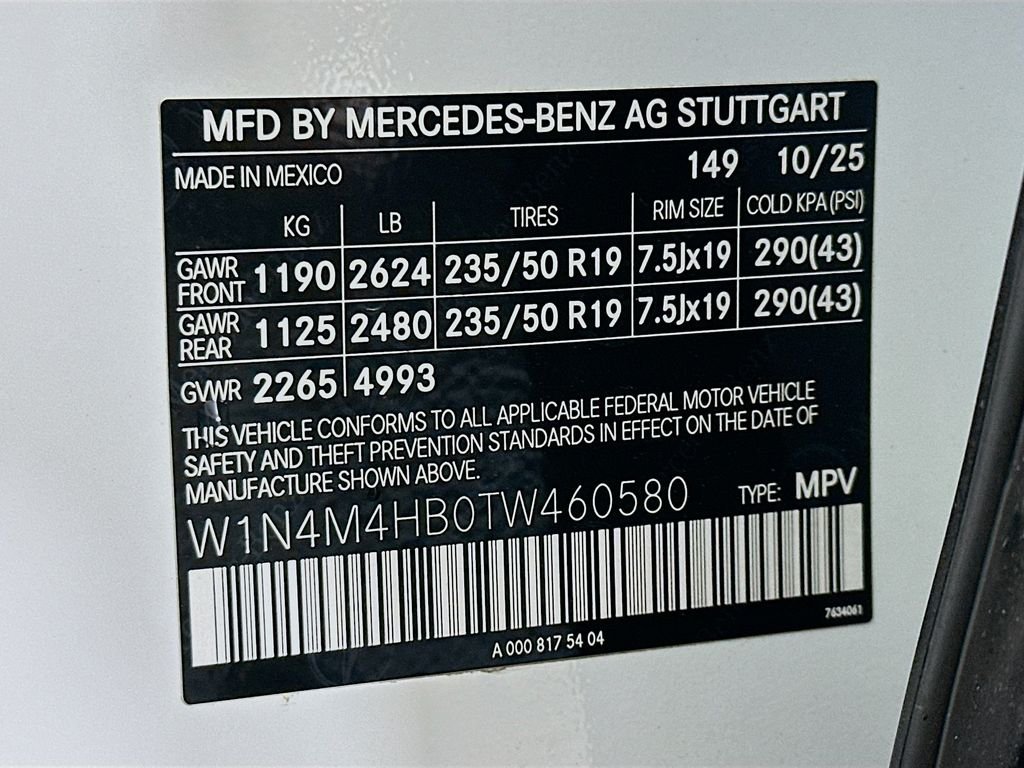 New 2026 Polar White Mercedes-Benz GLB 250 image 32