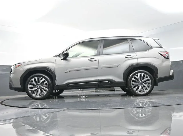 Used 2025 Beige Subaru Touring image 35