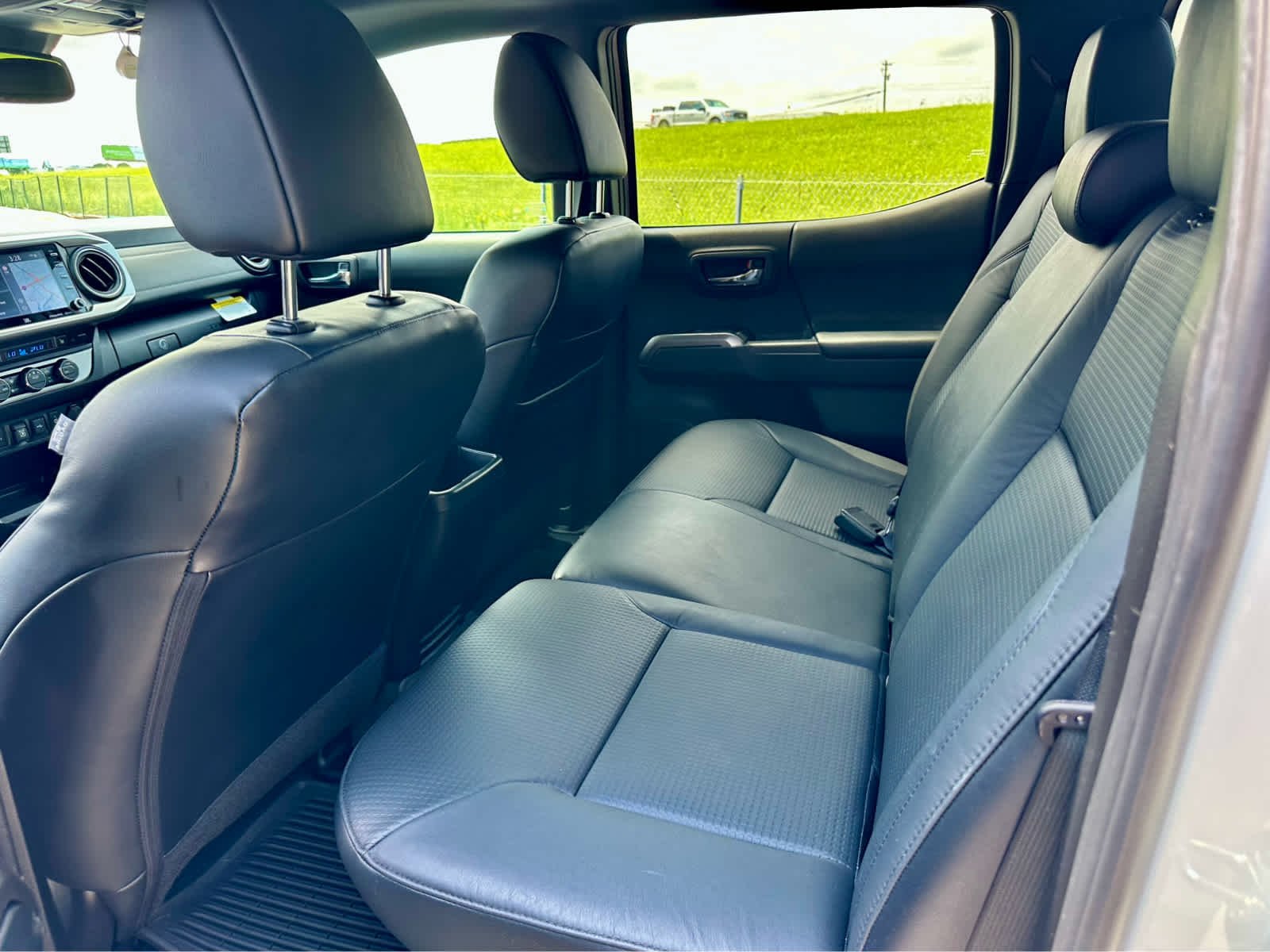 Used 2023 Wind Chill Pearl Toyota Limited image 13