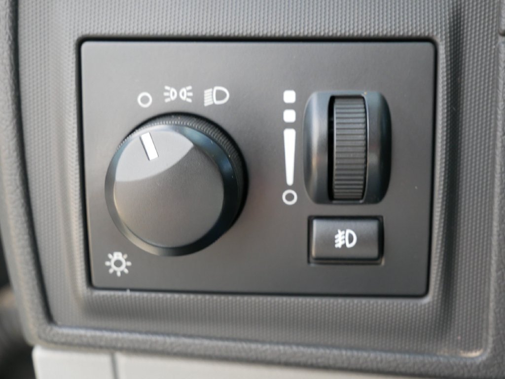 Used 2006 Silver Dodge Base image 21