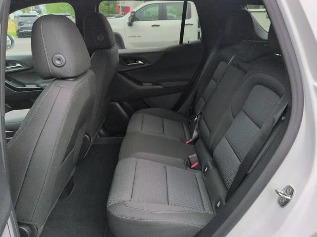 New 2026 Summit White Chevrolet LT image 27