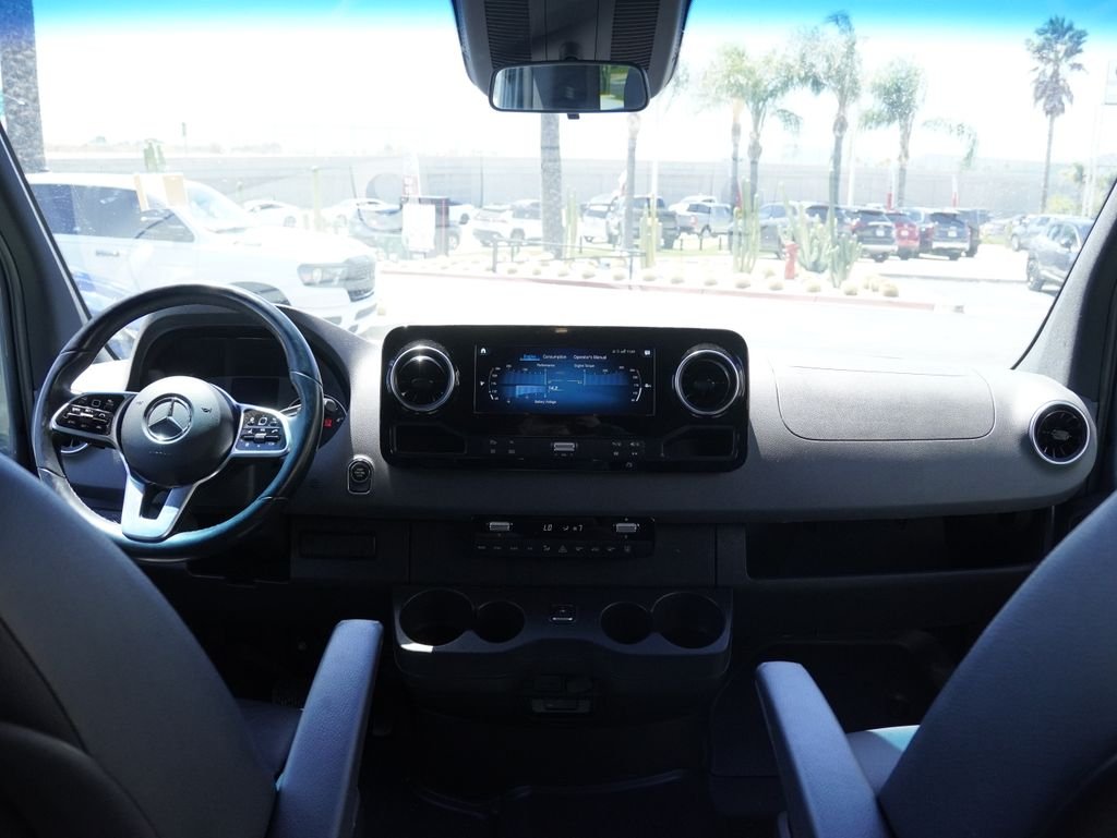 Used 2023  Mercedes-Benz Passenger 144 WB image 28