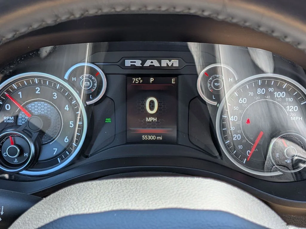 Used 2019 Silver Ram Big Horn/Lone Star image 15