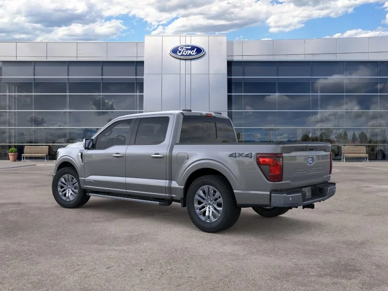 New 2026 Carbonized Gray Metallic Ford XLT image 4