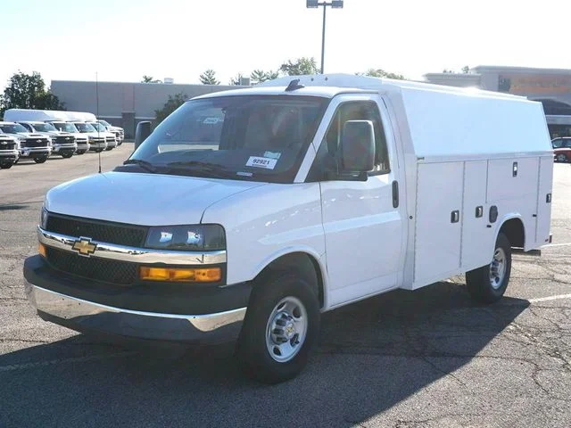 2025 Chevrolet Express 3500 Work Van