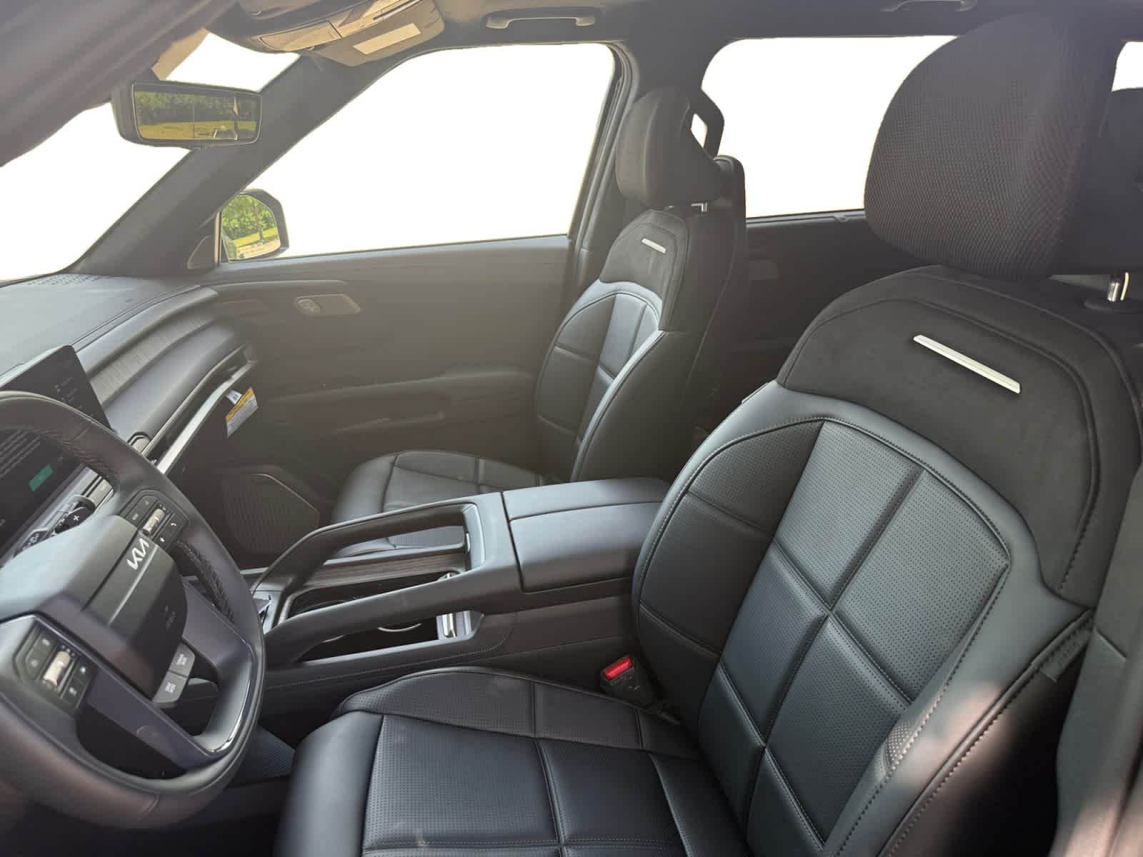 New 2027 Panthera Metal Kia SX-Prestige image 11