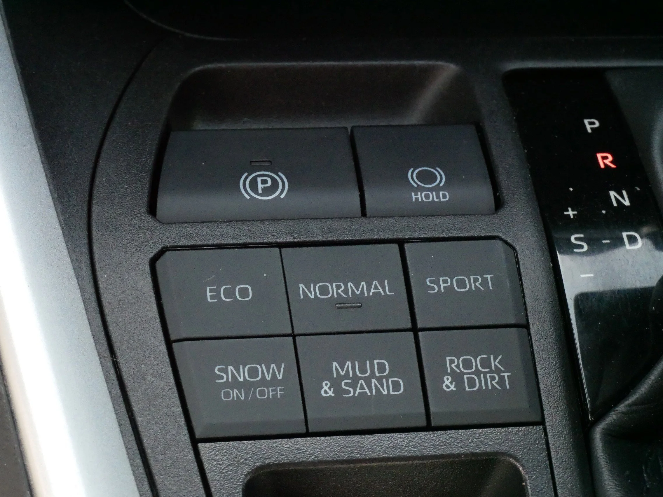 Used 2023 Silver Sky Metallic Toyota XLE image 28