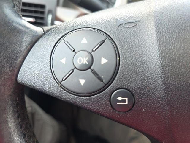 Used 2011 Black Mercedes-Benz GLK 350 image 16