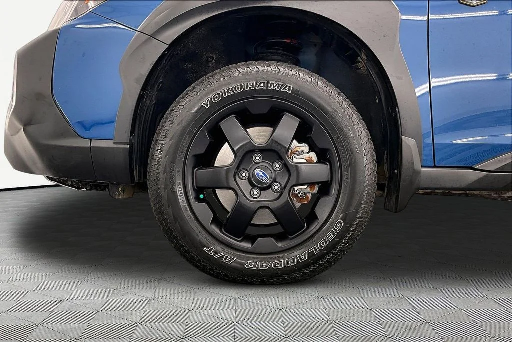 Certified Used 2024 Geyser Blue Subaru Wilderness image 9