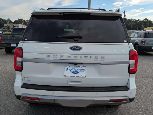 Certified Used 2022 White Ford XLT image 5