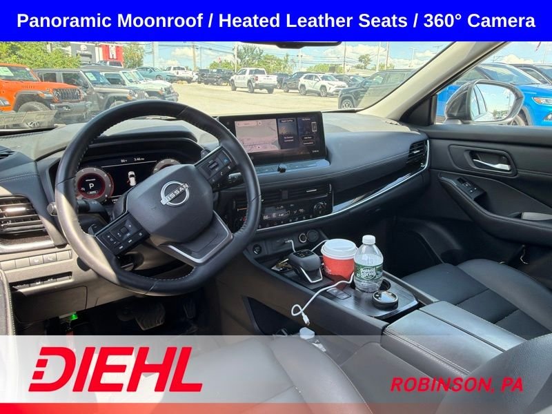 Used 2025 White Nissan SL image 10