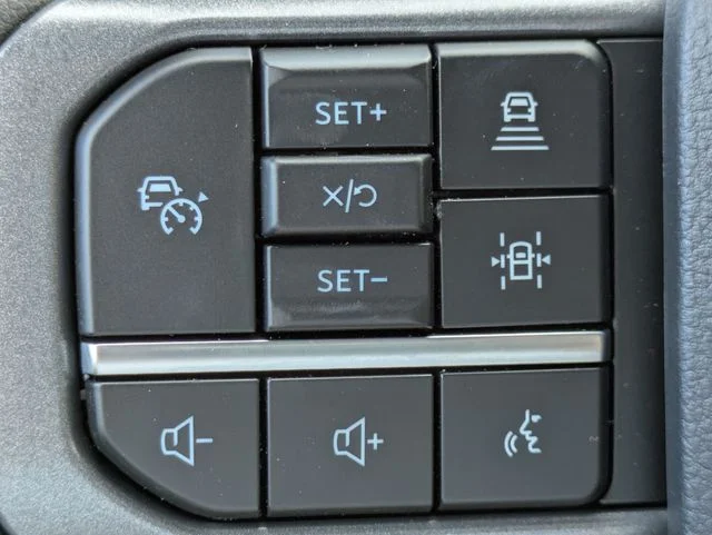 New 2026 Avalanche Ford Lariat® image 25