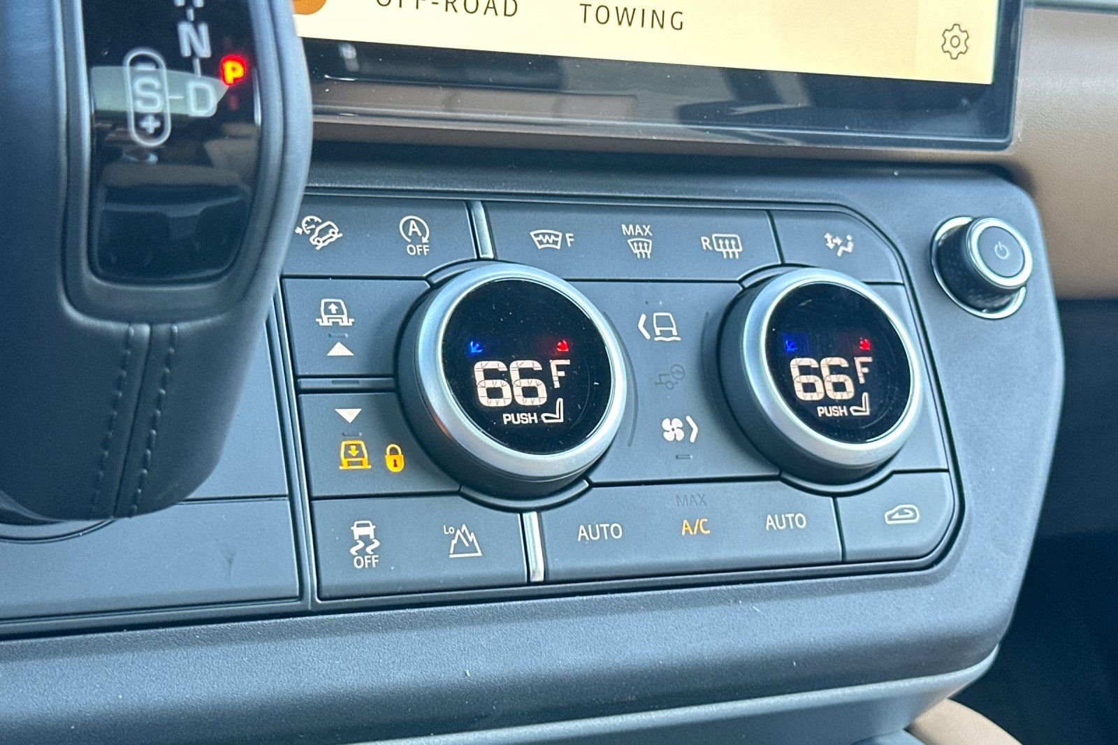 2026 Land Rover Defender V8 - Photo 25