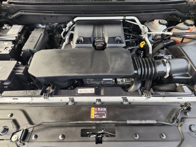 2025 Chevrolet Colorado Work Truck - Photo 31