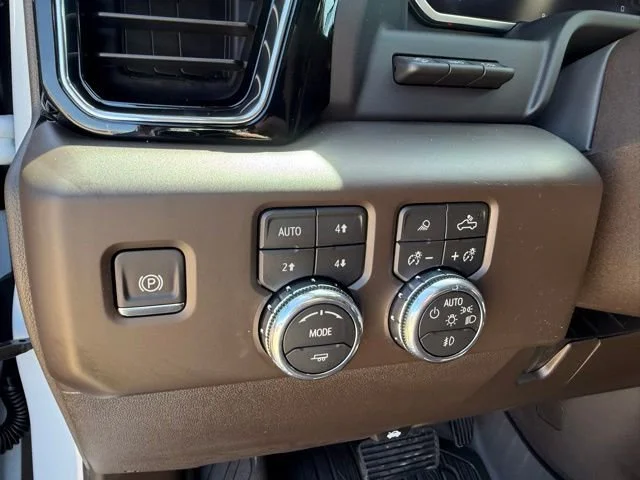 2026 GMC Sierra 2500HD Denali - Photo 26