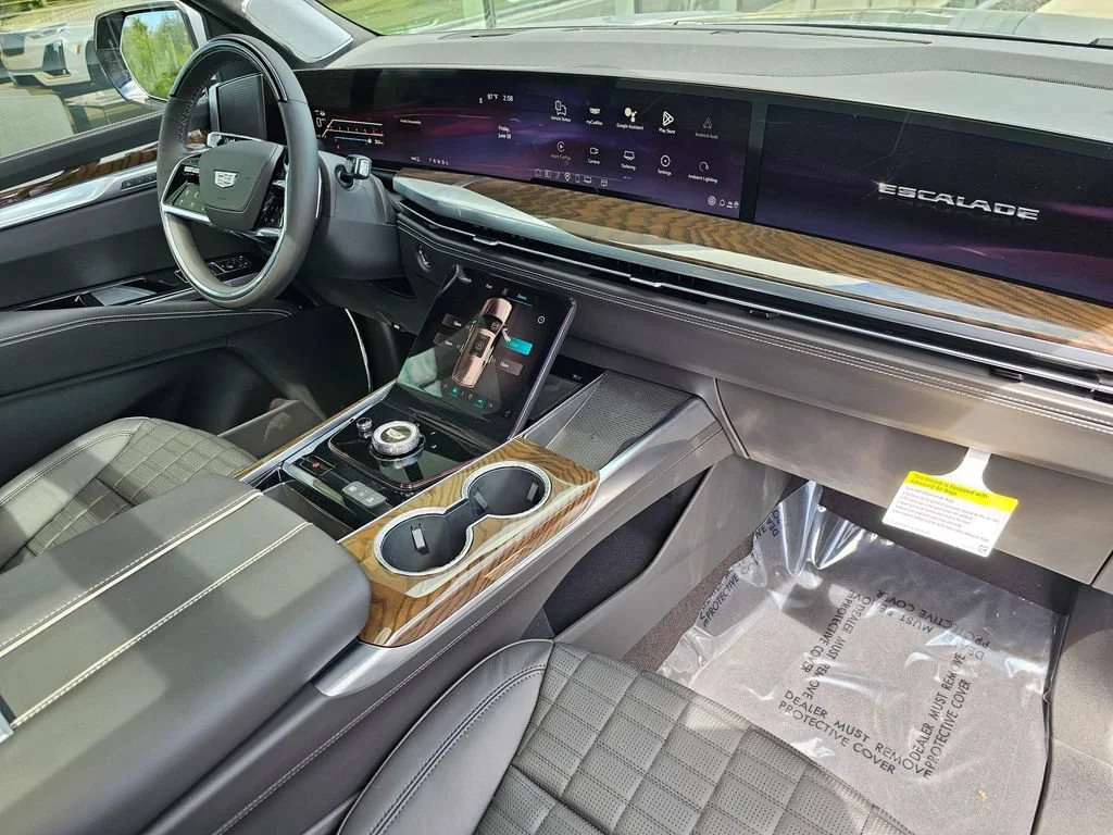 New 2026 Argent Silver Metallic Cadillac Platinum Sport image 10