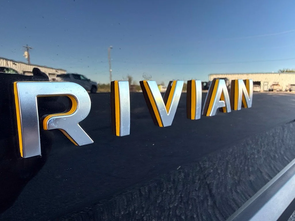 Used 2022 Black RIVIAN Adventure Package image 34