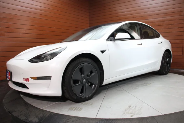 2023 Tesla Model 3 Base