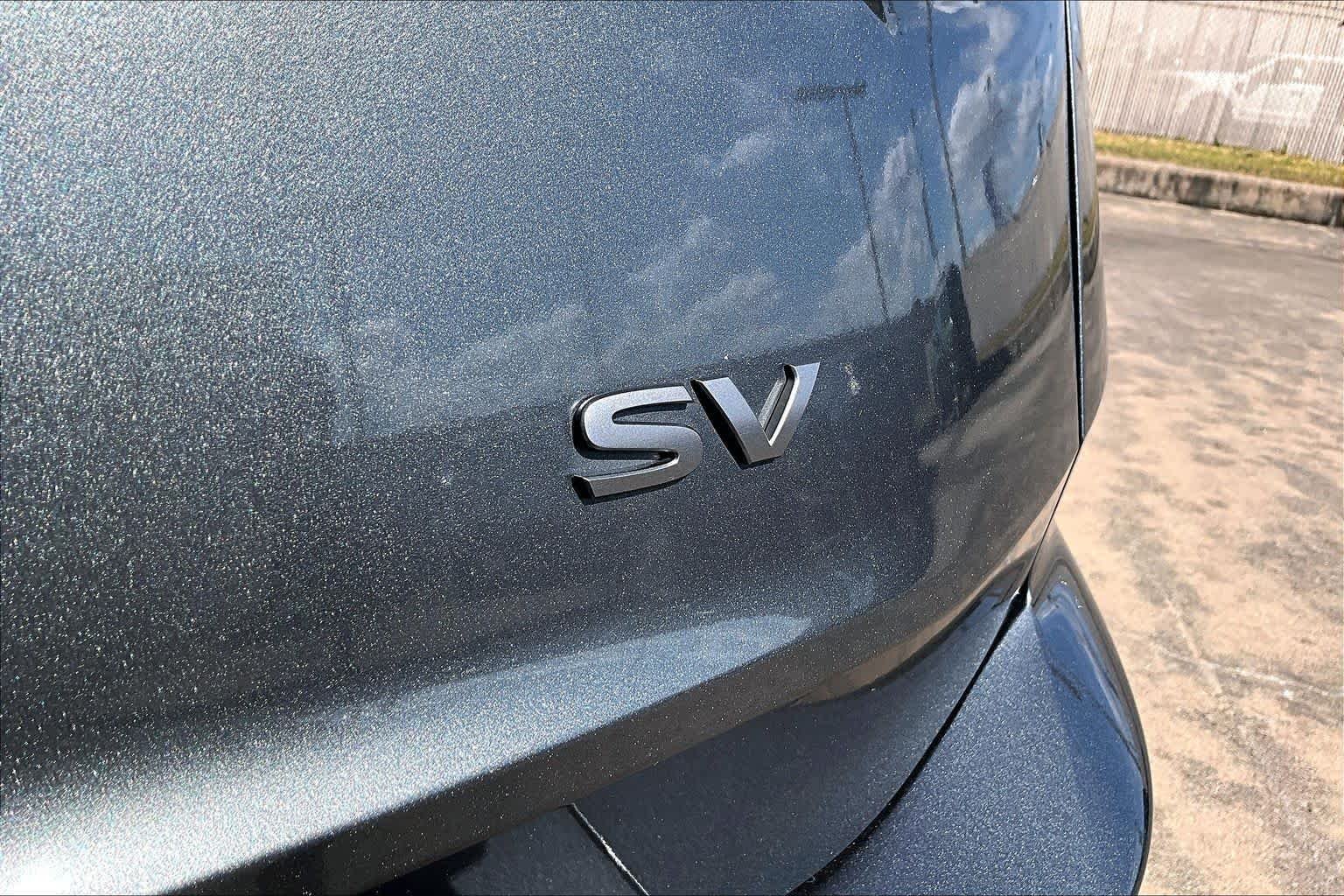 Used 2024 Gun Metallic Nissan SV image 10