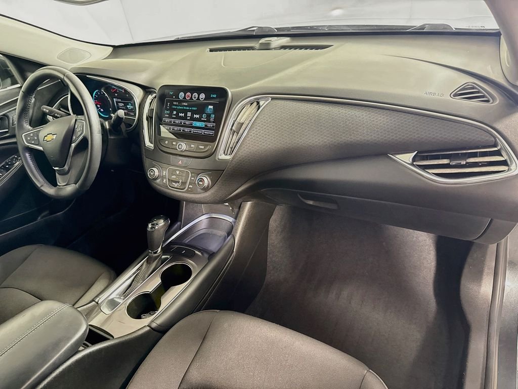 Used 2018 Nightfall Gray Metallic Chevrolet LT image 26