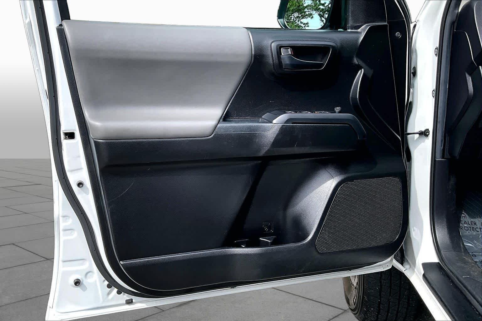 Used 2021 Super White Toyota SR image 20
