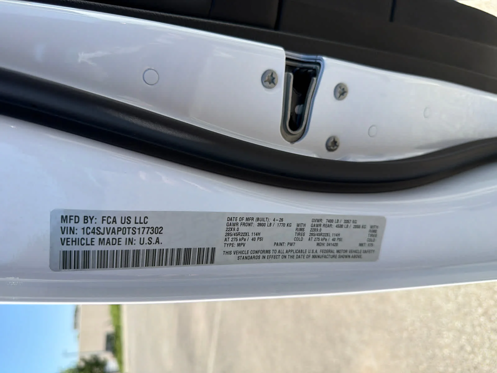 New 2026 Bright White Clear-Coat Exterior Paint Jeep 85th Anniversary image 30