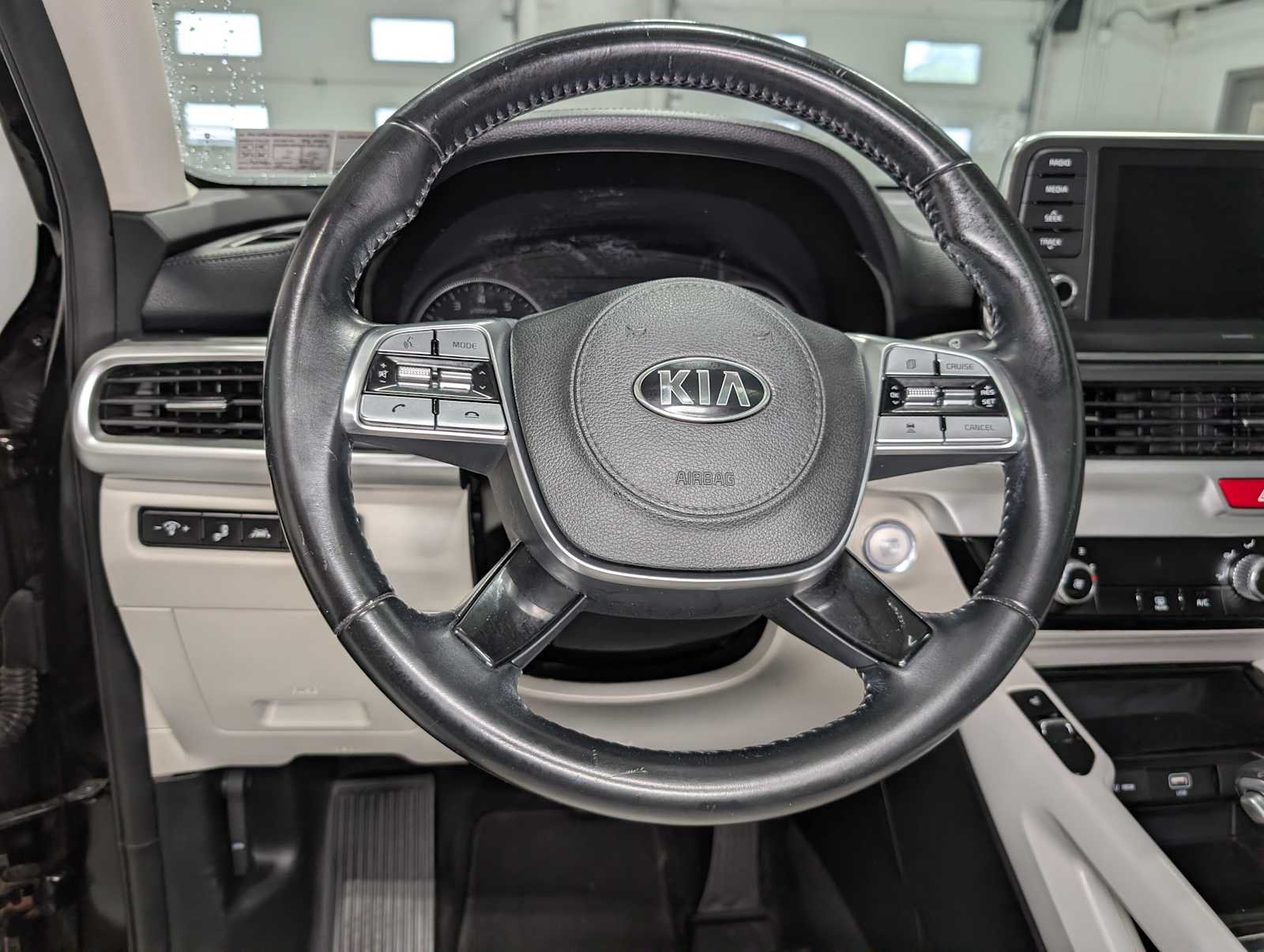 Used 2021 Black Copper Kia S image 39