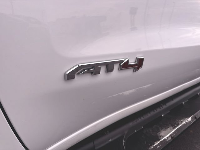 Used 2019 Summit White GMC AT4 image 32