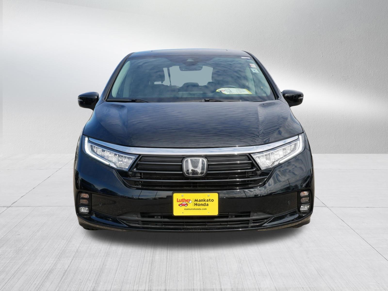 Used 2024 Honda Odyssey Touring with VIN 5FNRL6H84RB037594 for sale in Mankato, Minnesota