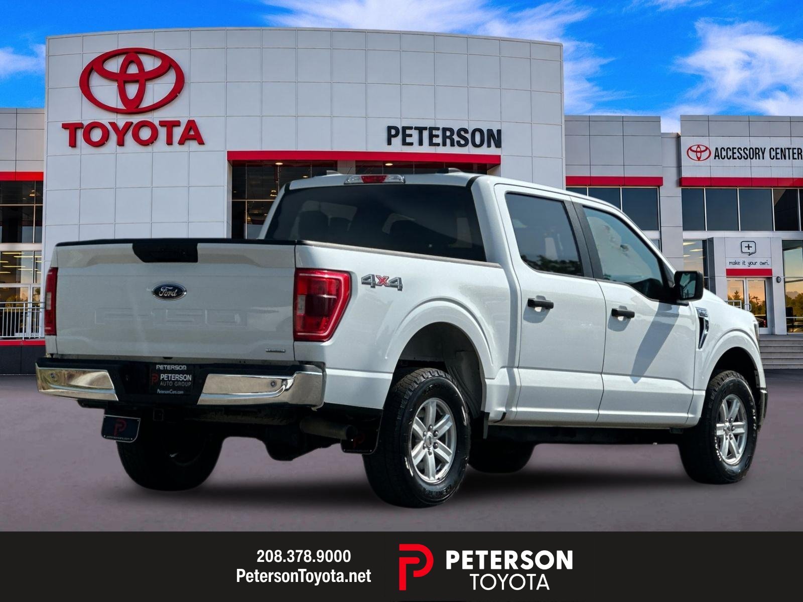 Used 2023  Ford XLT image 3