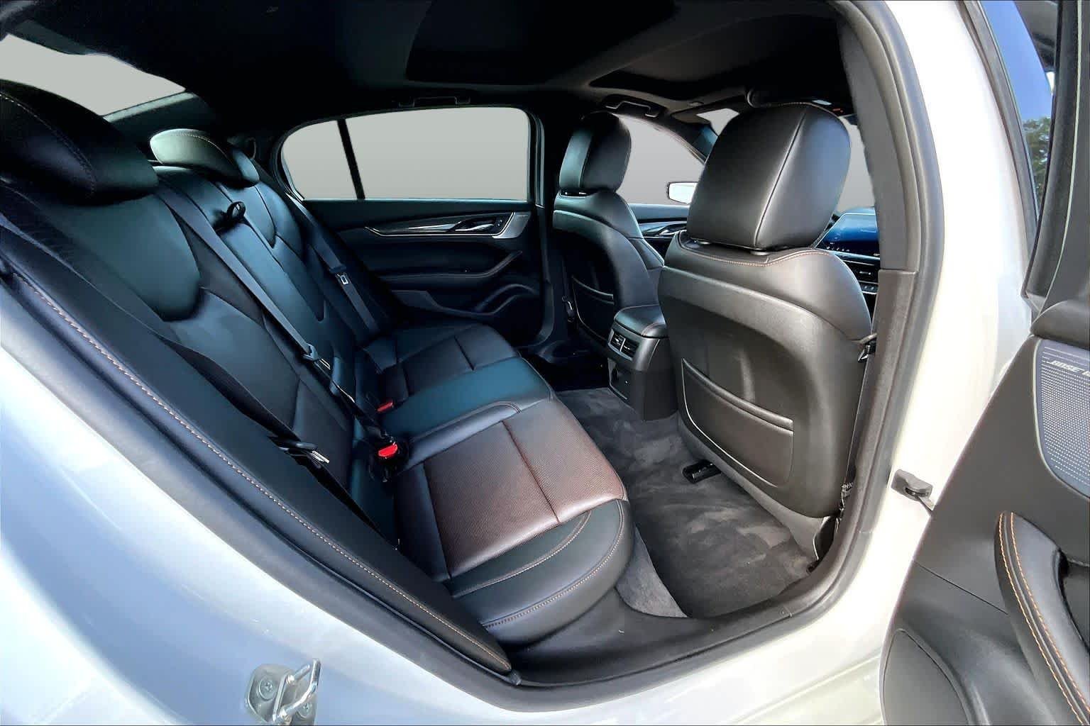 Used 2023 Crystal White Tricoat Cadillac Sport image 20