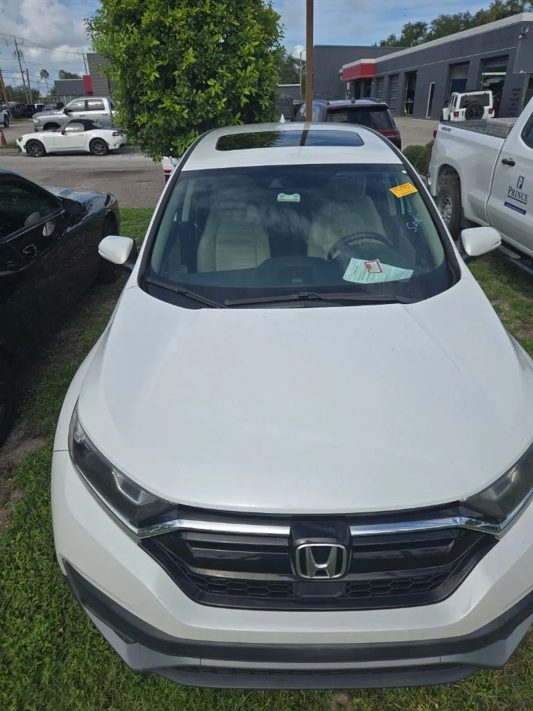 Used 2022 White Honda EX image 3