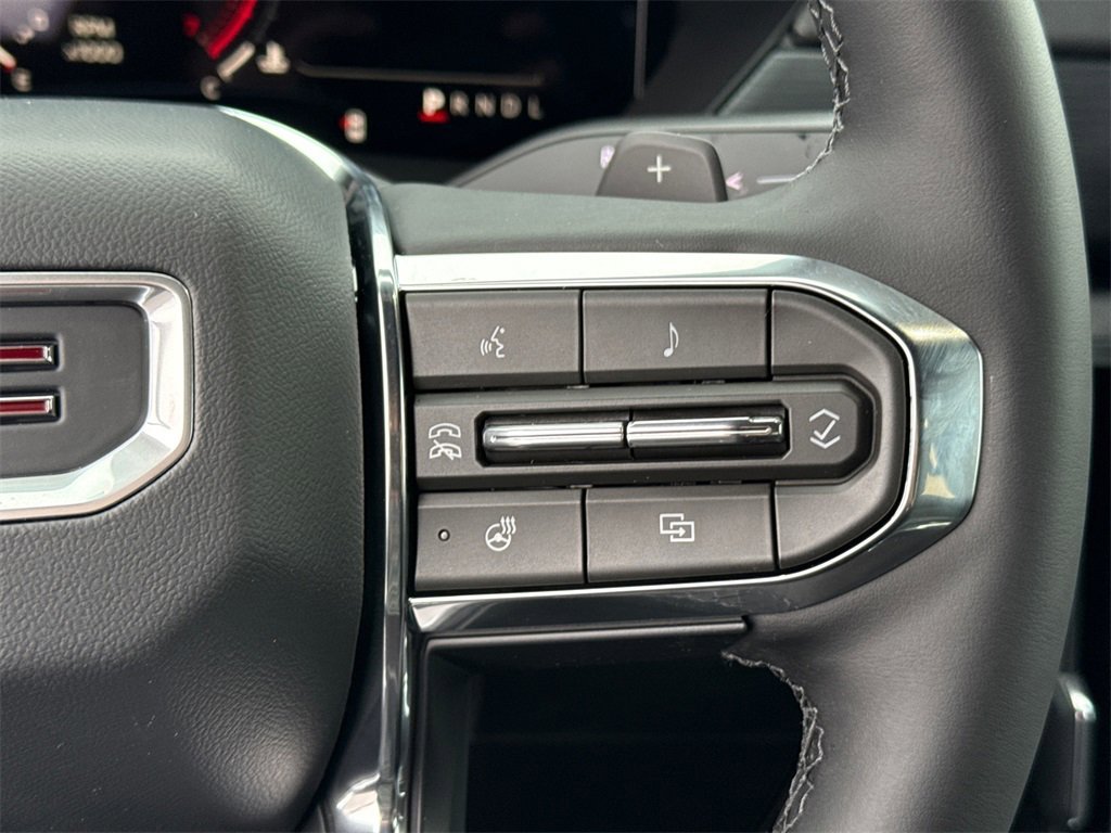 2026 GMC ACADIA - Image 20