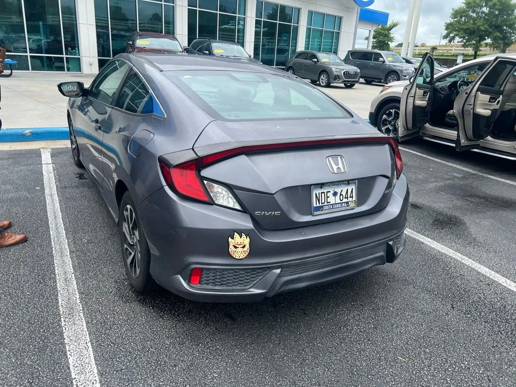 Certified Used 2017 Modern Steel Metallic Honda LX-P image 5