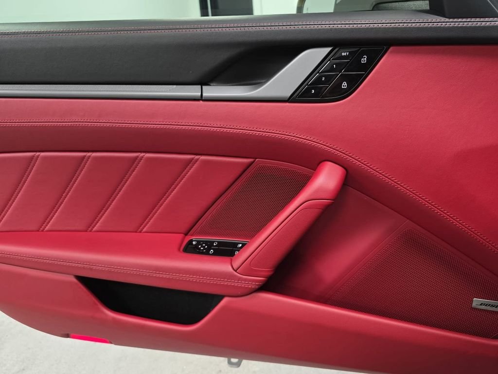 Used 2021  Porsche Targa 4S image 23