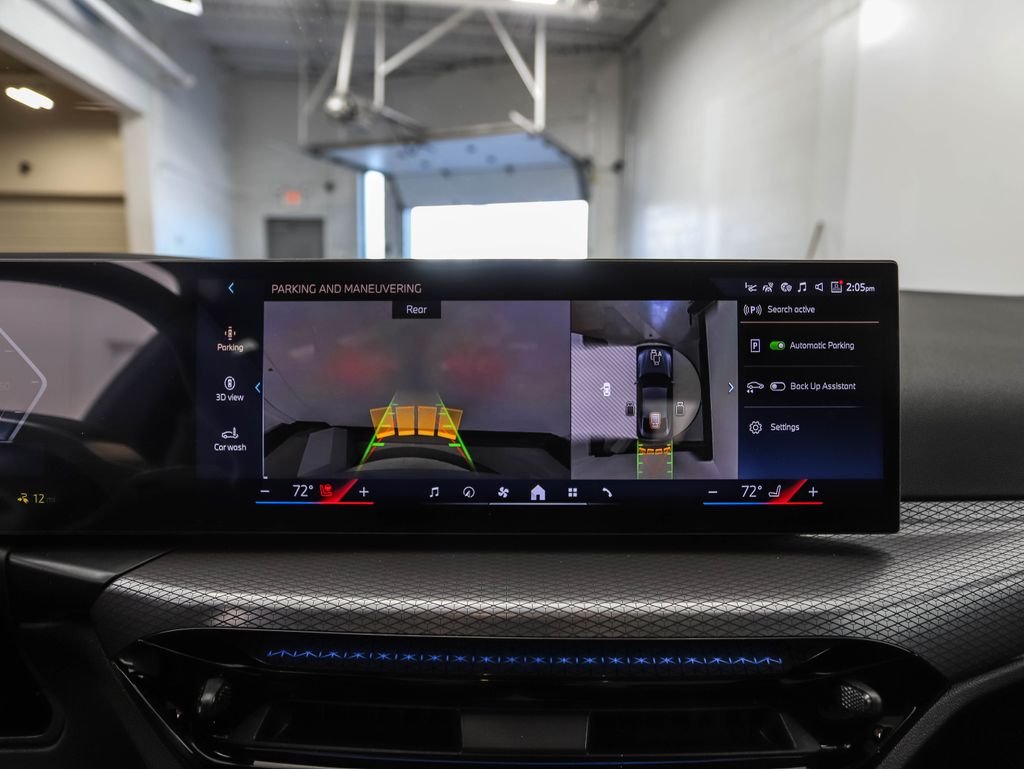 2025 BMW i4 40 - Photo 18