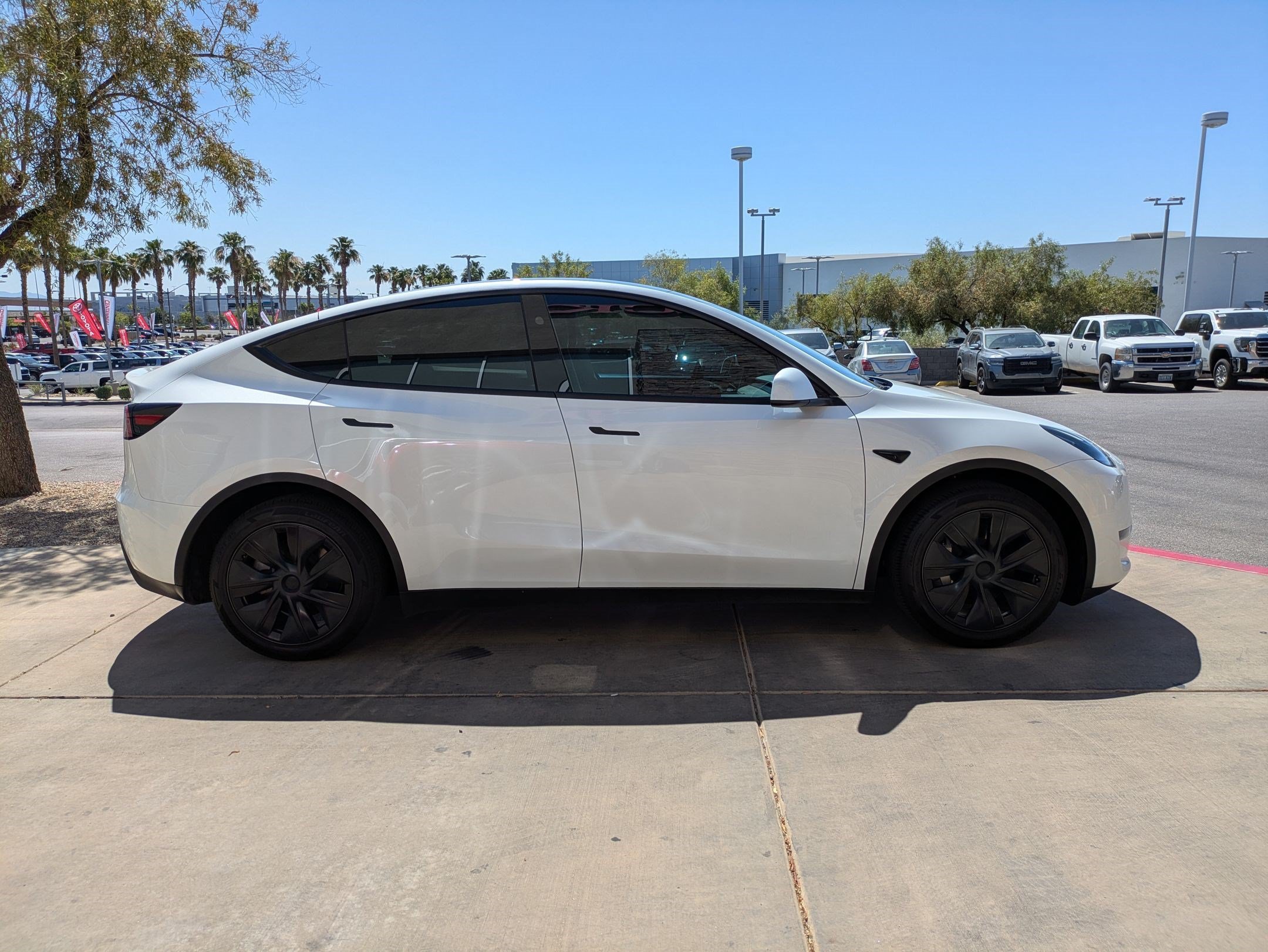 Used 2024 White Tesla Long Range Single Motor Rear-Wheel Drive image 6