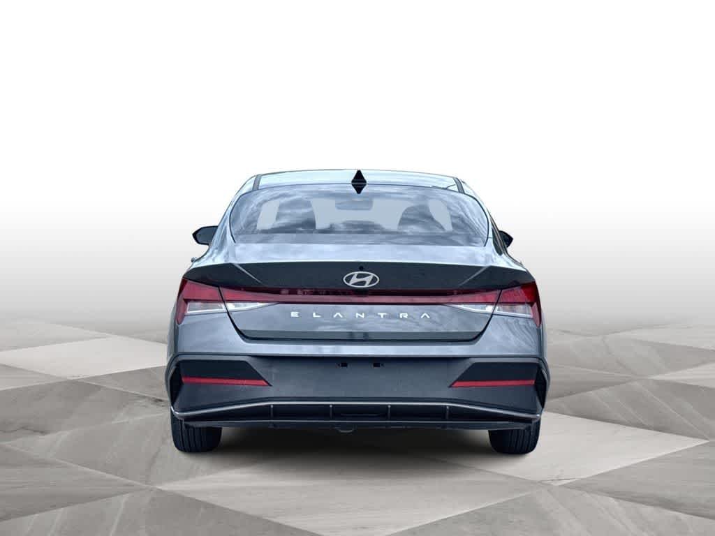 Used 2024 Ecotronic Gray Hyundai SEL image 7