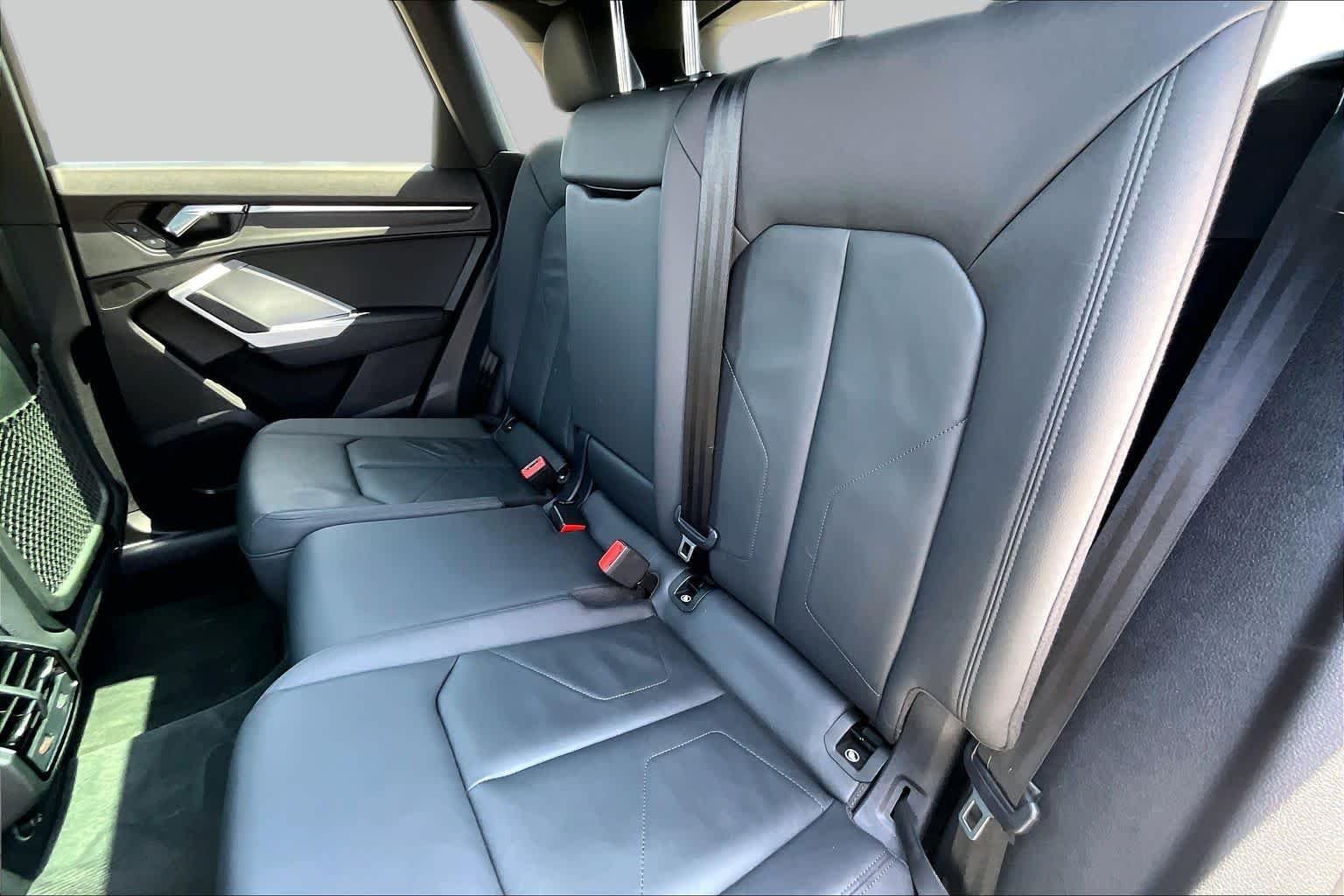 Used 2020 Glacier White Metallic Audi Premium image 20