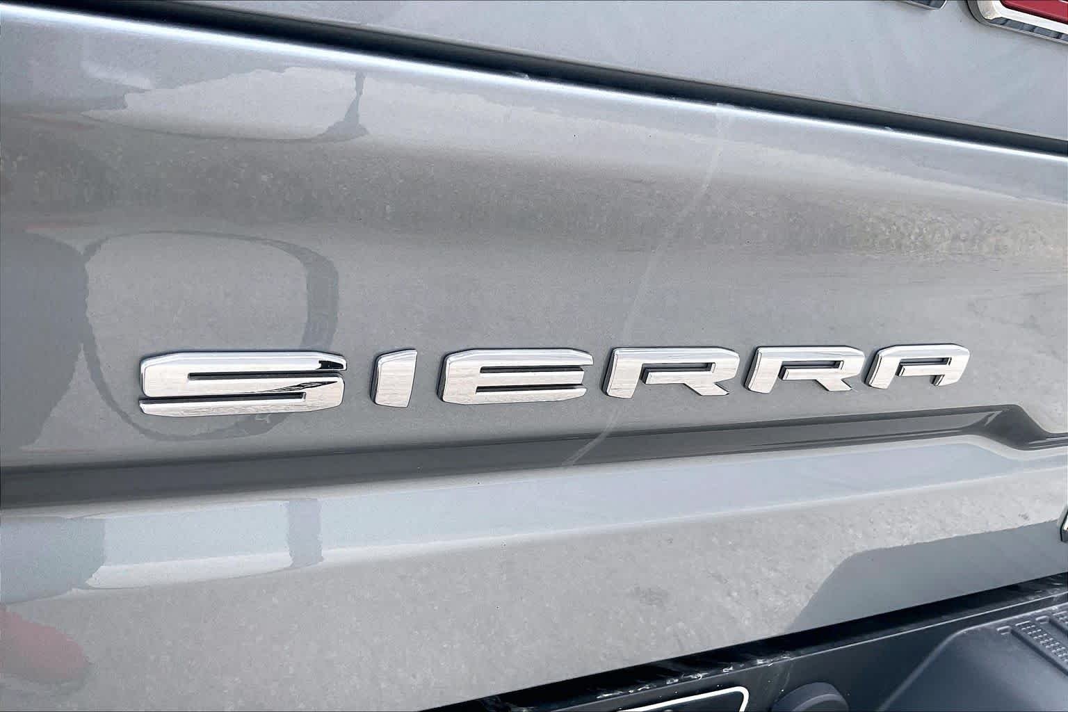 Used 2024 Sterling Metallic GMC Elevation image 10