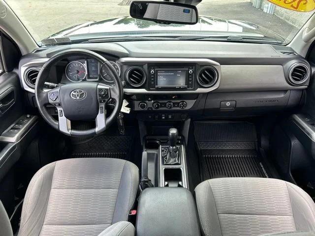 Used 2018 Black Toyota SR5 image 48