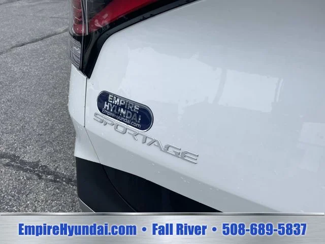 2024 Kia Sportage LX Hybrid - Photo 5